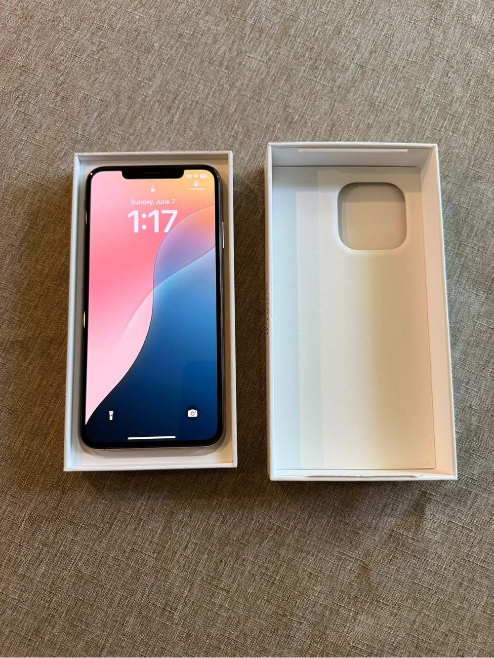 Apple iPhone Xs Max - 64 GB - Gold